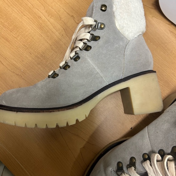 Gray Lace-Up Winter Boots/MiiM/Size 9/Heel height 2.5”/New No Box or tags - Picture 3 of 13